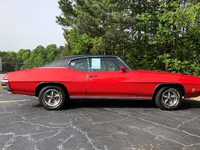 Image 3 of 15 of a 1971 PONTIAC GTO