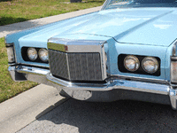 Image 5 of 11 of a 1970 LINCOLN MARK III