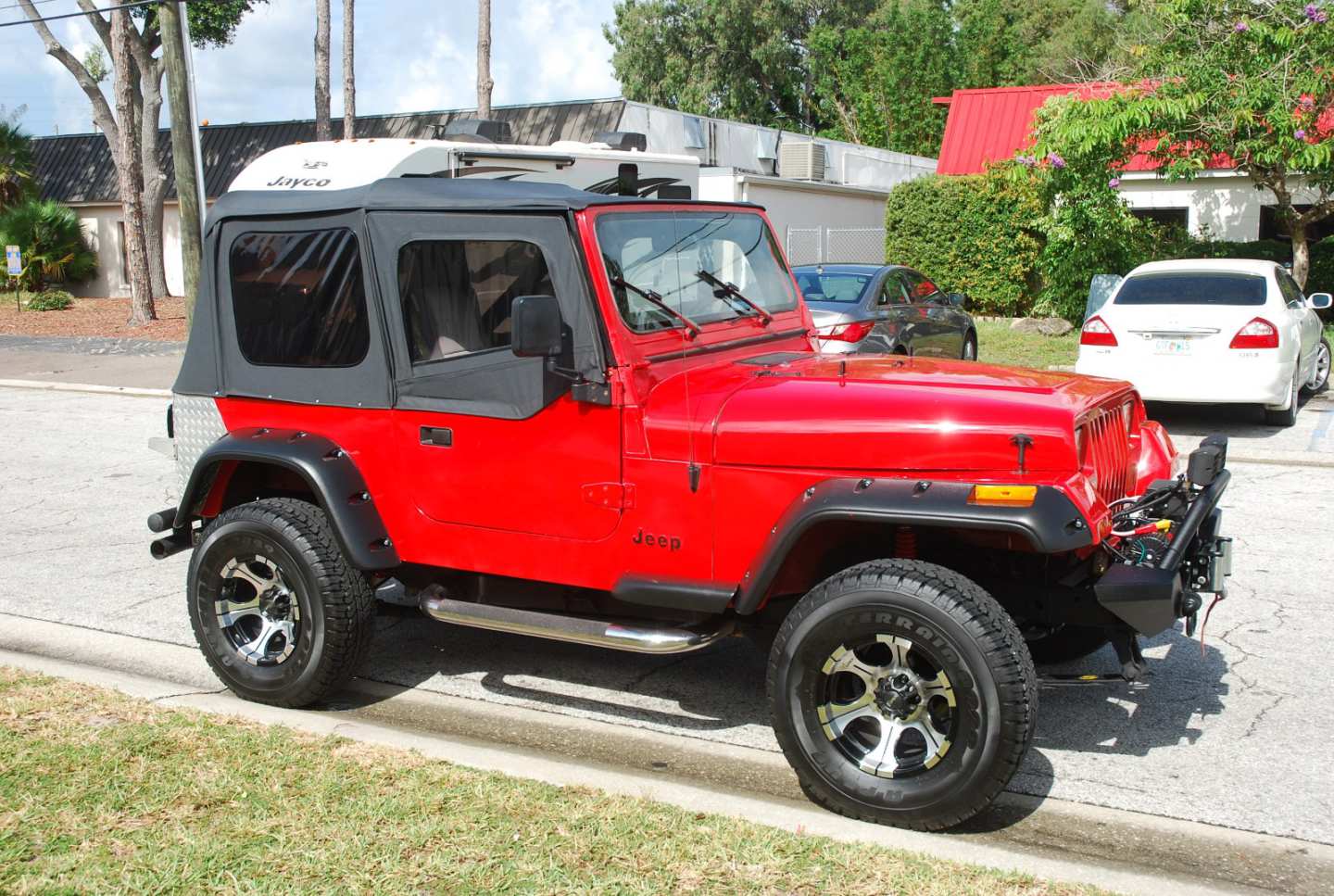 2nd Image of a 1989 JEEP WRANGLER