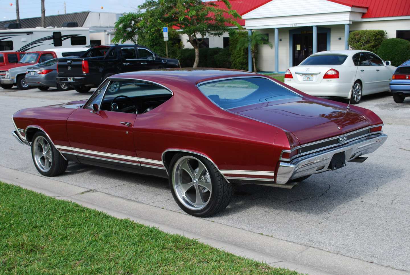 1st Image of a 1968 CHEVROLET CHEVELLE