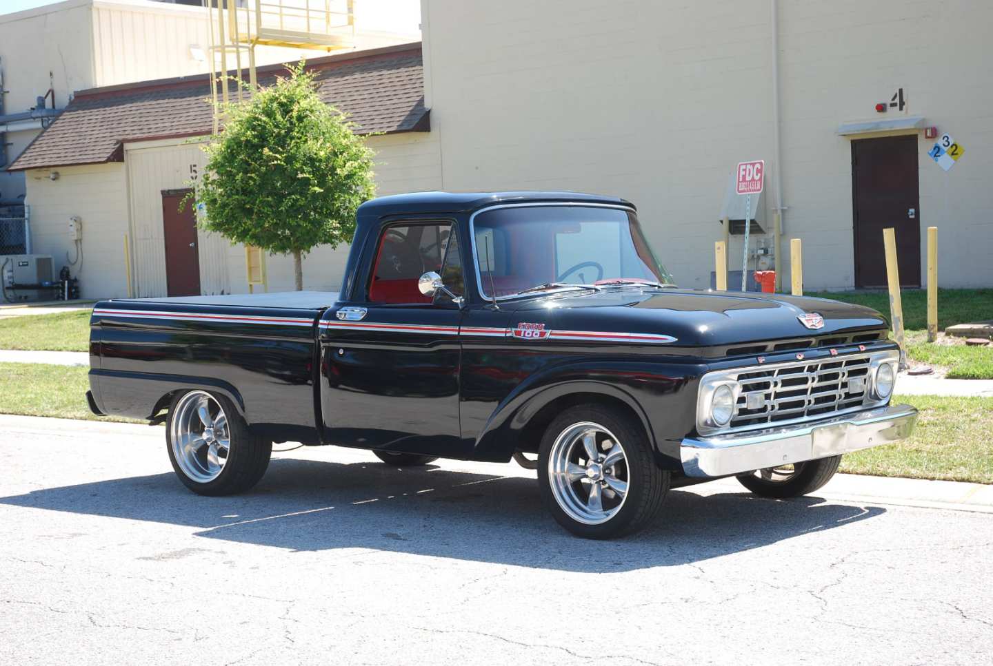 2nd Image of a 1964 FORD F100
