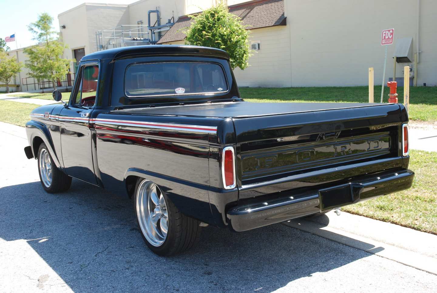 3rd Image of a 1964 FORD F100