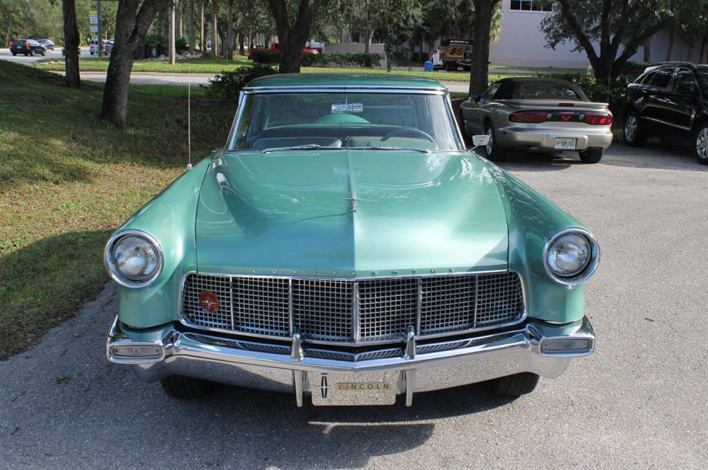 4th Image of a 1957 LINCOLN CONTINENTAL MARK II
