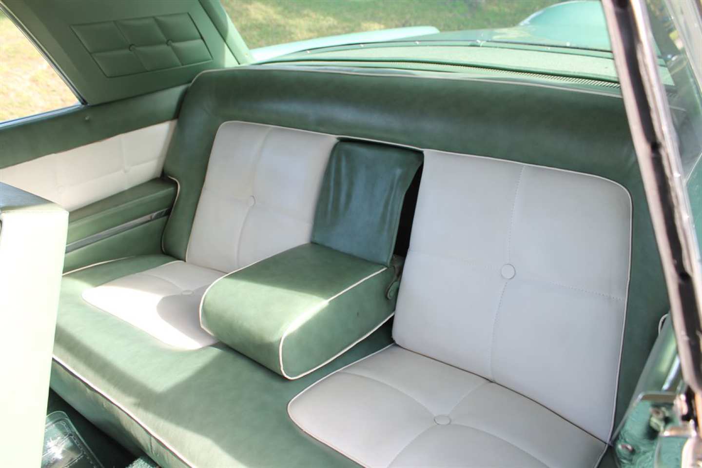 8th Image of a 1957 LINCOLN CONTINENTAL MARK II