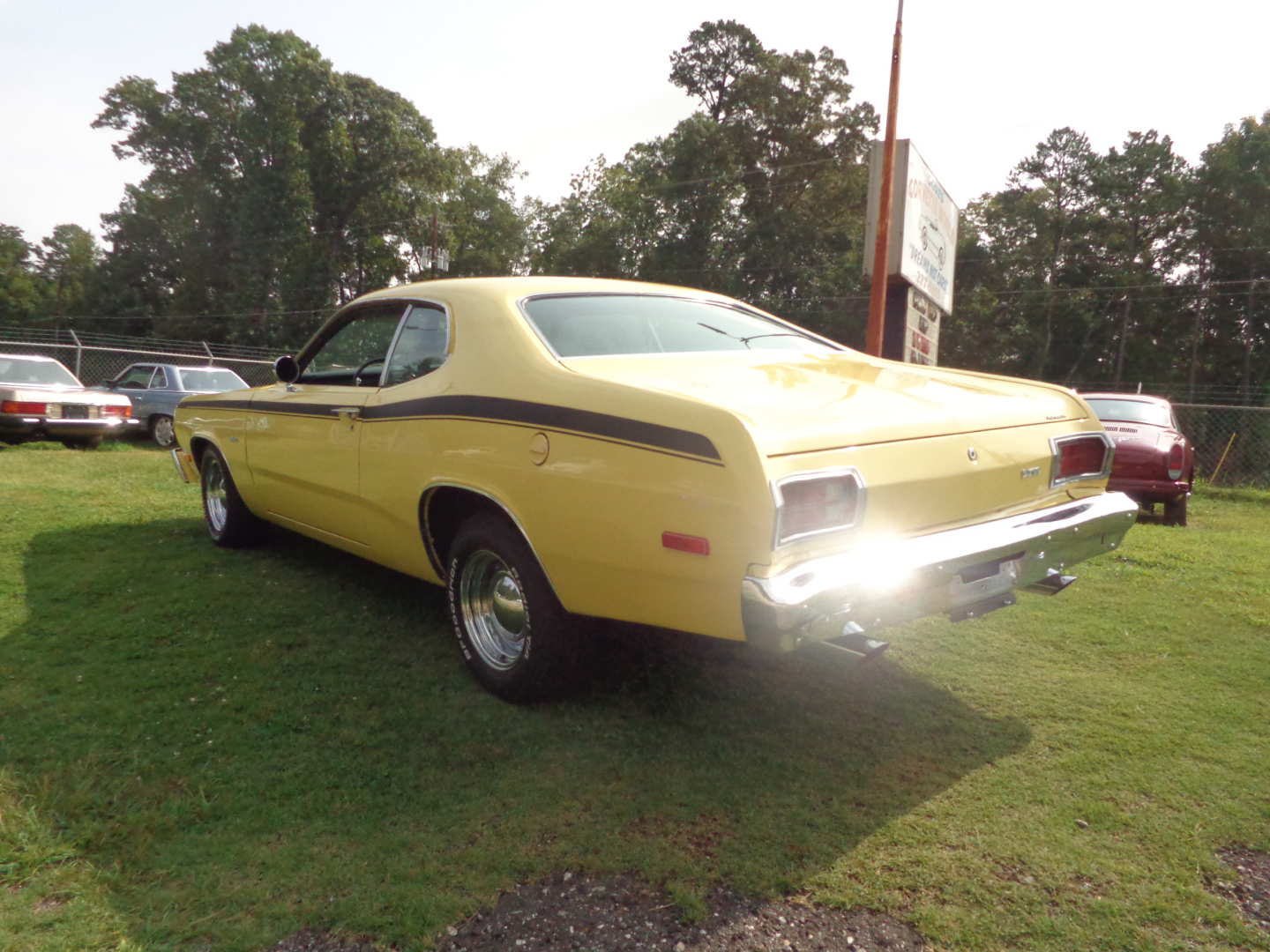 1st Image of a 1975 PLYMOUTH DUSTER