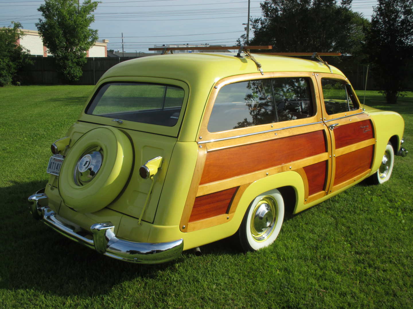 2nd Image of a 1951 FORD COUNTRY SQUIRE
