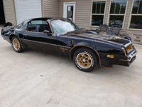 Image 2 of 8 of a 1976 PONTIAC TRANS AM HURST PACKAGE