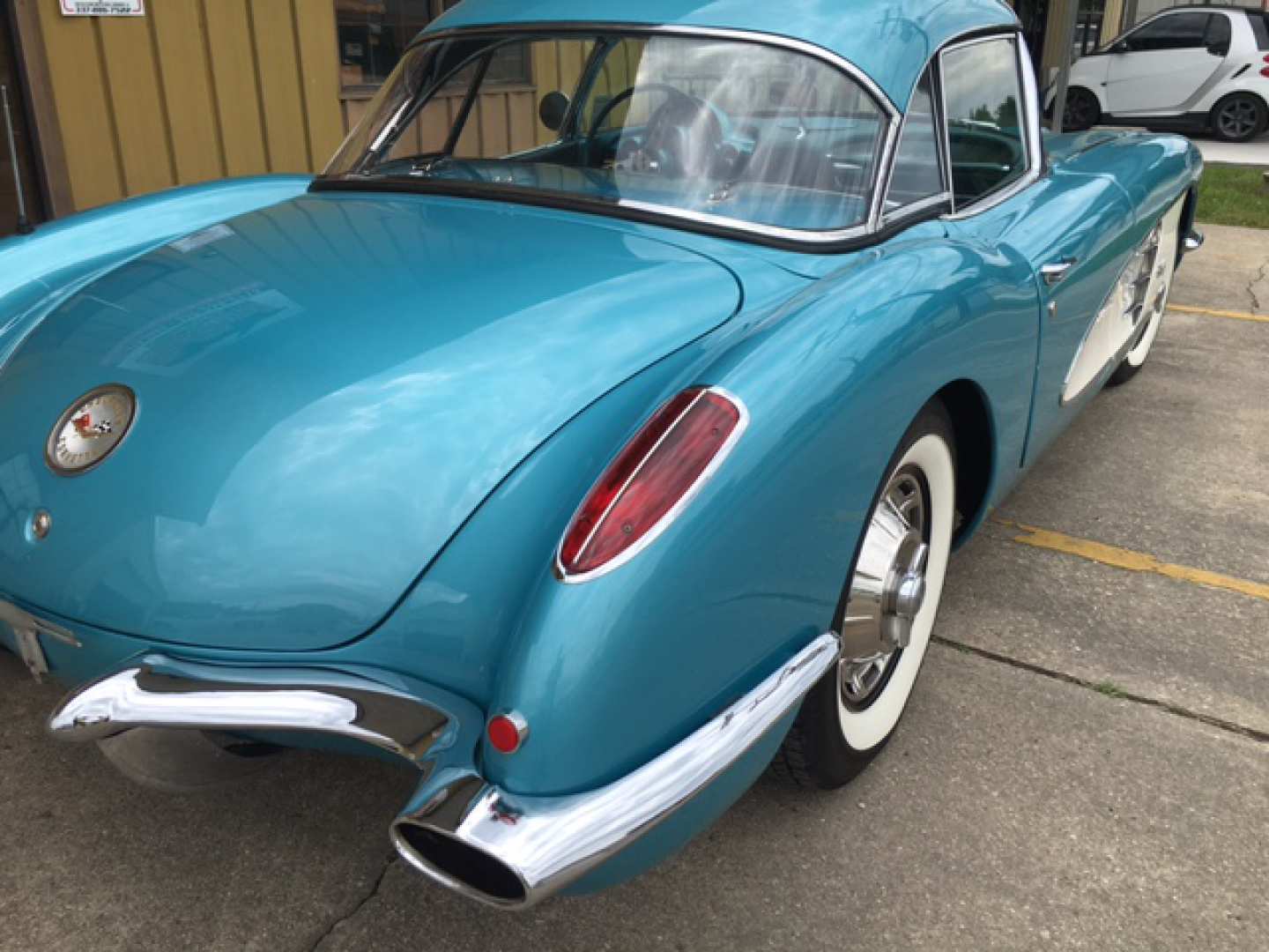 3rd Image of a 1959 CHEVROLET CORVETTE