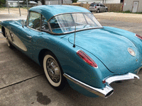 Image 3 of 19 of a 1959 CHEVROLET CORVETTE