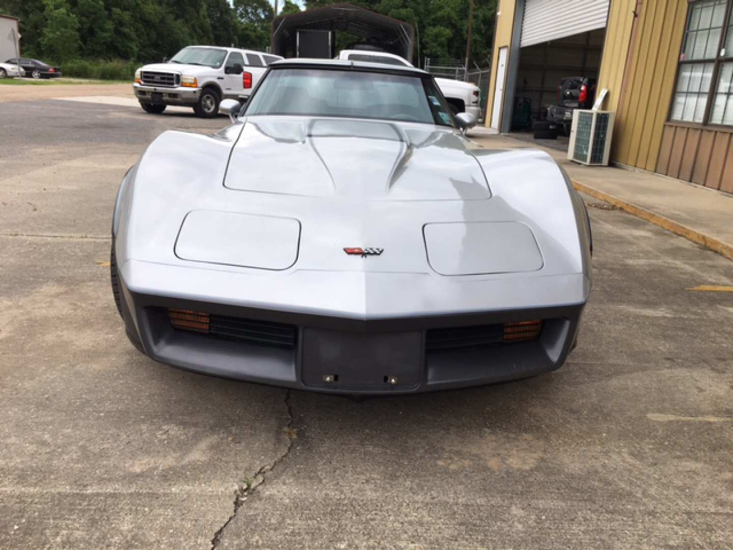 4th Image of a 1982 CHEVROLET CORVETTE