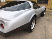 Image 3 of 12 of a 1982 CHEVROLET CORVETTE