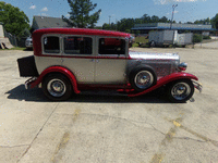 Image 7 of 34 of a 1931 CHRYSLER MODEL 70