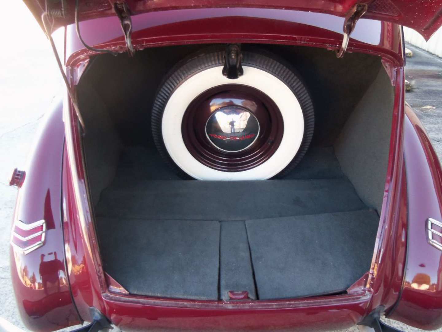 16th Image of a 1940 FORD DELUXE