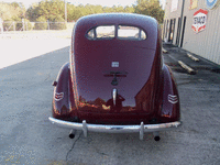 Image 9 of 33 of a 1940 FORD DELUXE