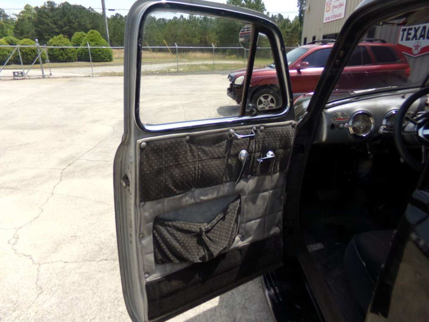 22nd Image of a 1951 CHEVROLET 3100