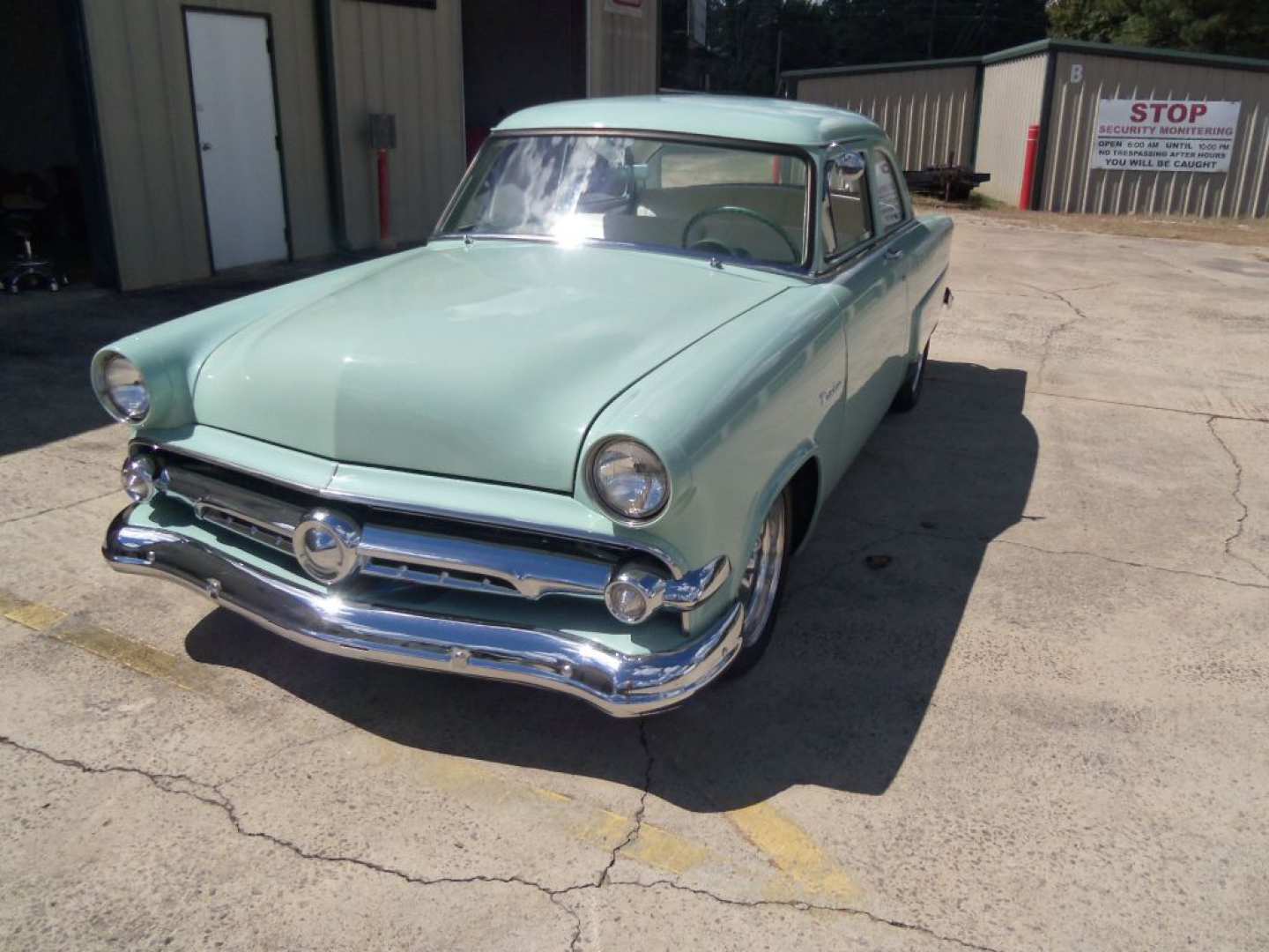 2nd Image of a 1954 FORD MAINLINE