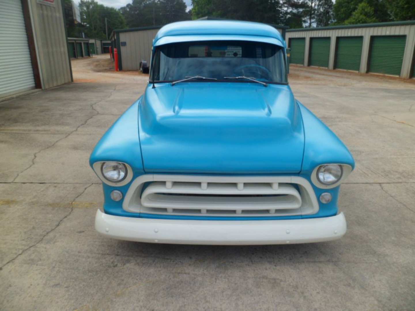4th Image of a 1957 CHEVROLET SUBURBAN