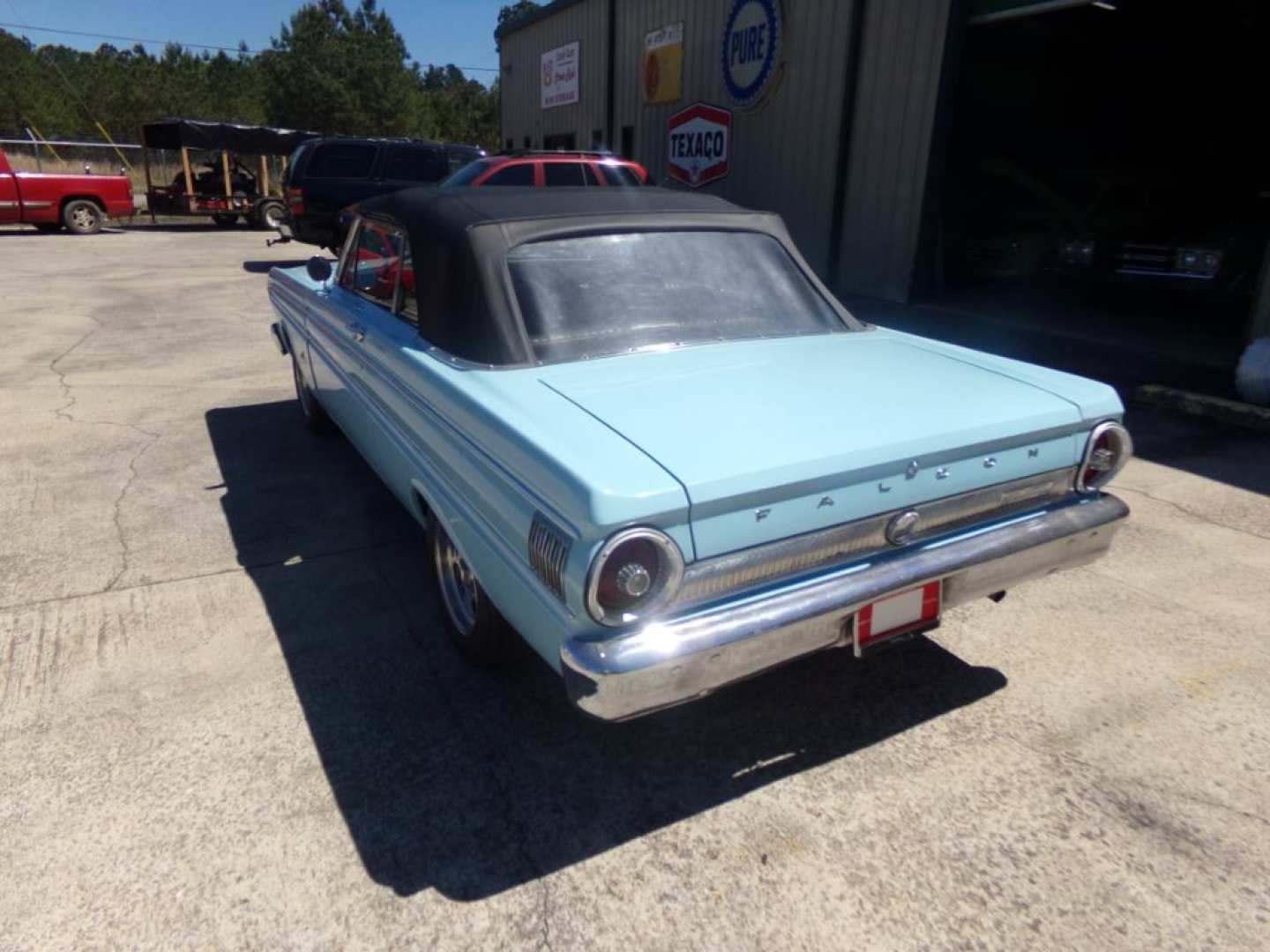 3rd Image of a 1964 FORD FALCON