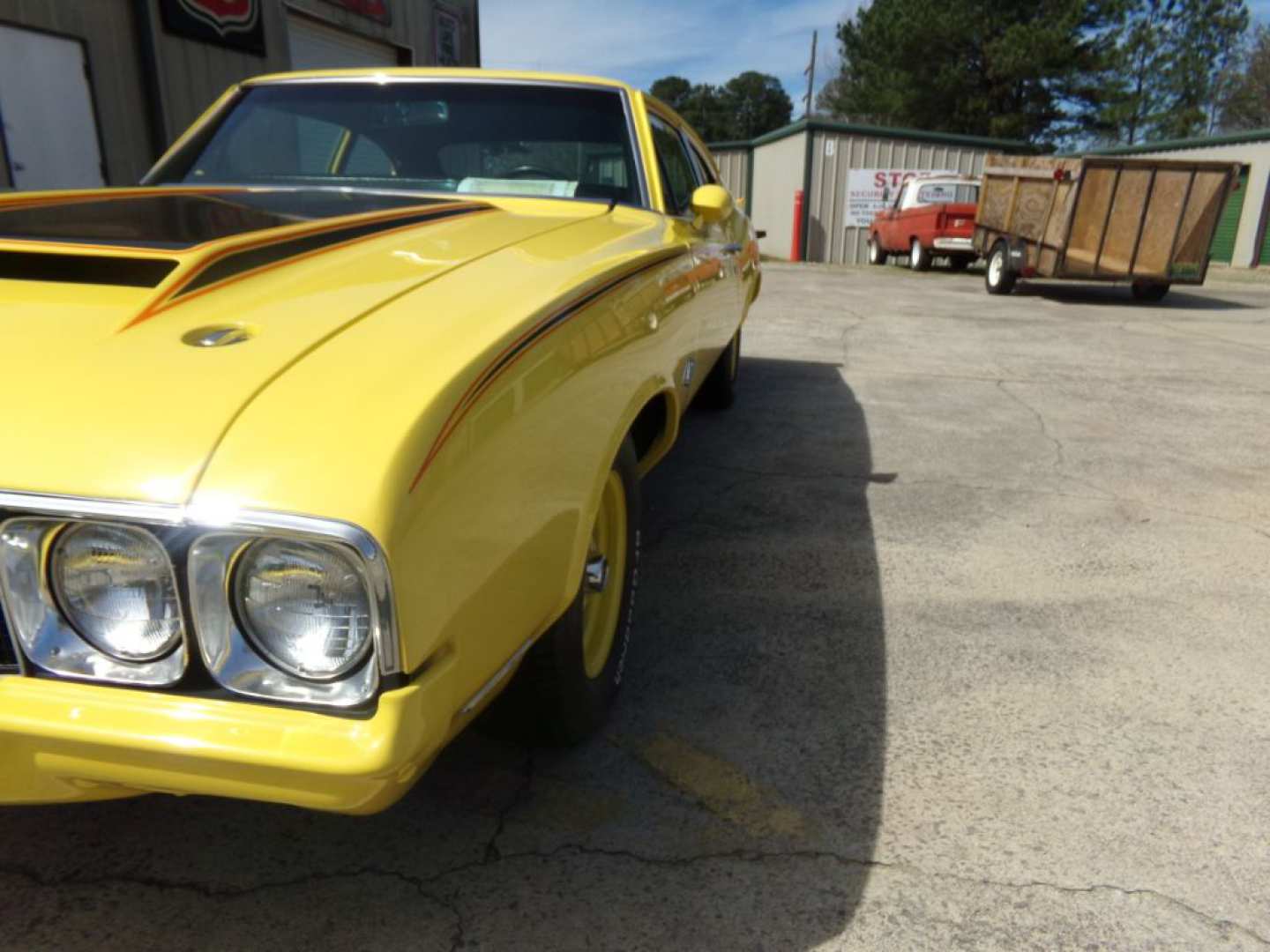 4th Image of a 1970 OLDSMOBILE CUTLASS RALLYE 350