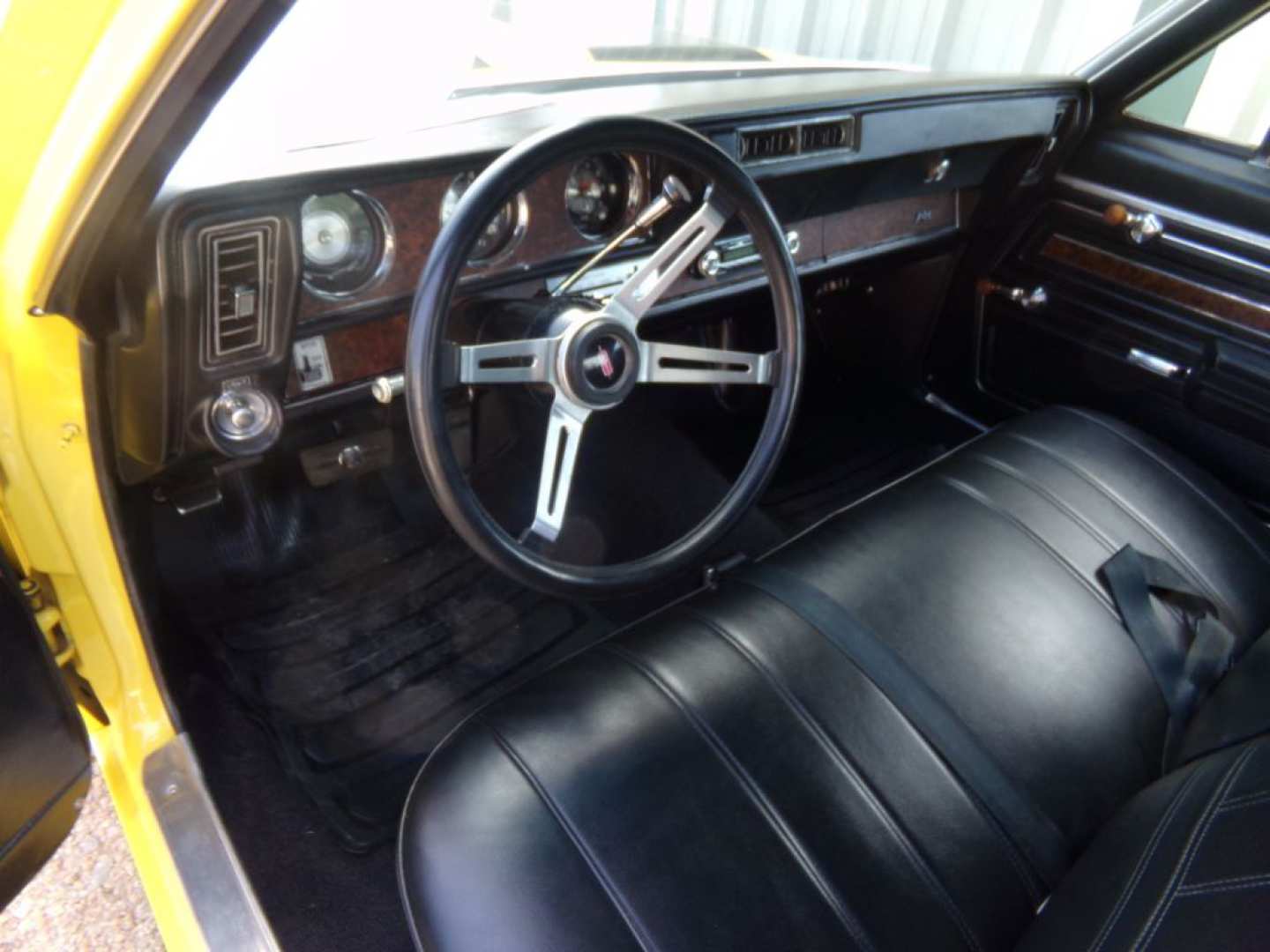 20th Image of a 1970 OLDSMOBILE CUTLASS RALLYE 350