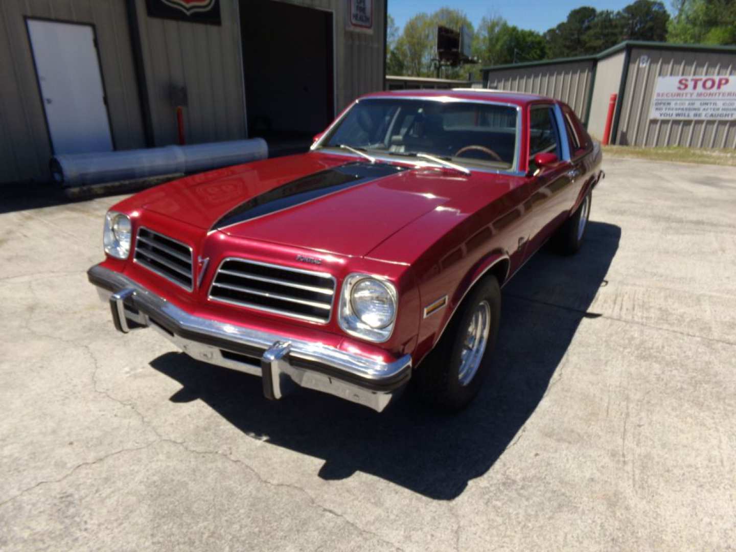 0th Image of a 1976 PONTIAC VENTURA SJ