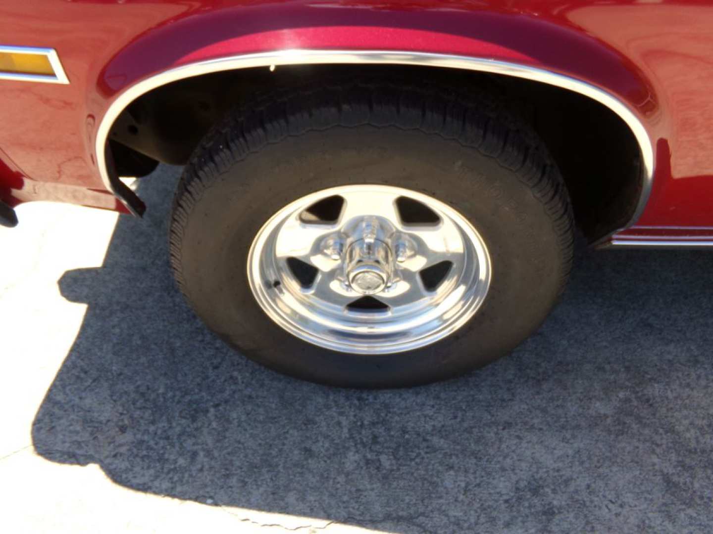 6th Image of a 1976 PONTIAC VENTURA SJ