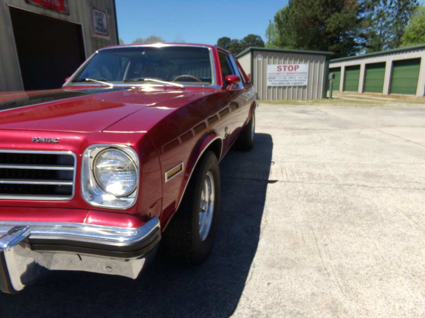 11th Image of a 1976 PONTIAC VENTURA SJ