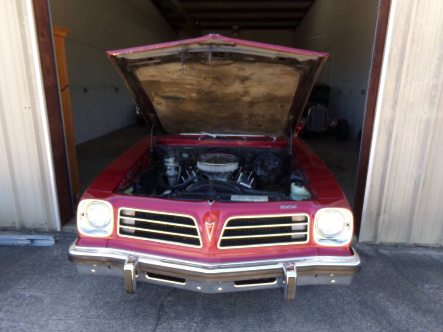 22nd Image of a 1976 PONTIAC VENTURA SJ