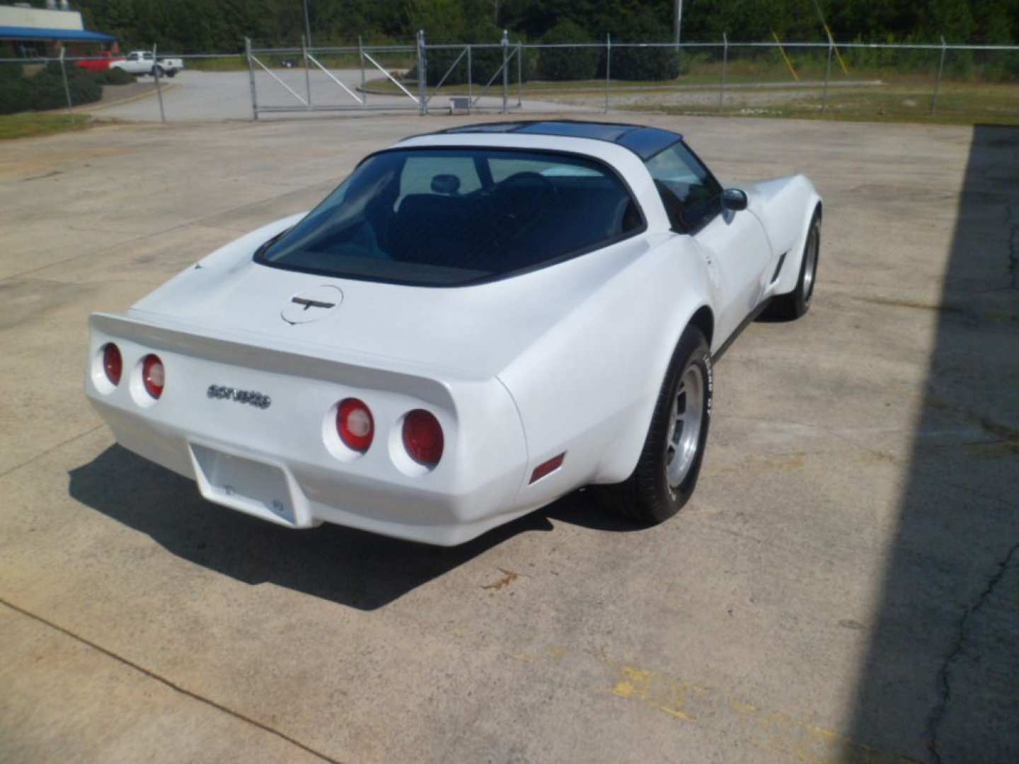 4th Image of a 1981 CHEVROLET CORVETTE