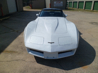 Image 6 of 25 of a 1981 CHEVROLET CORVETTE