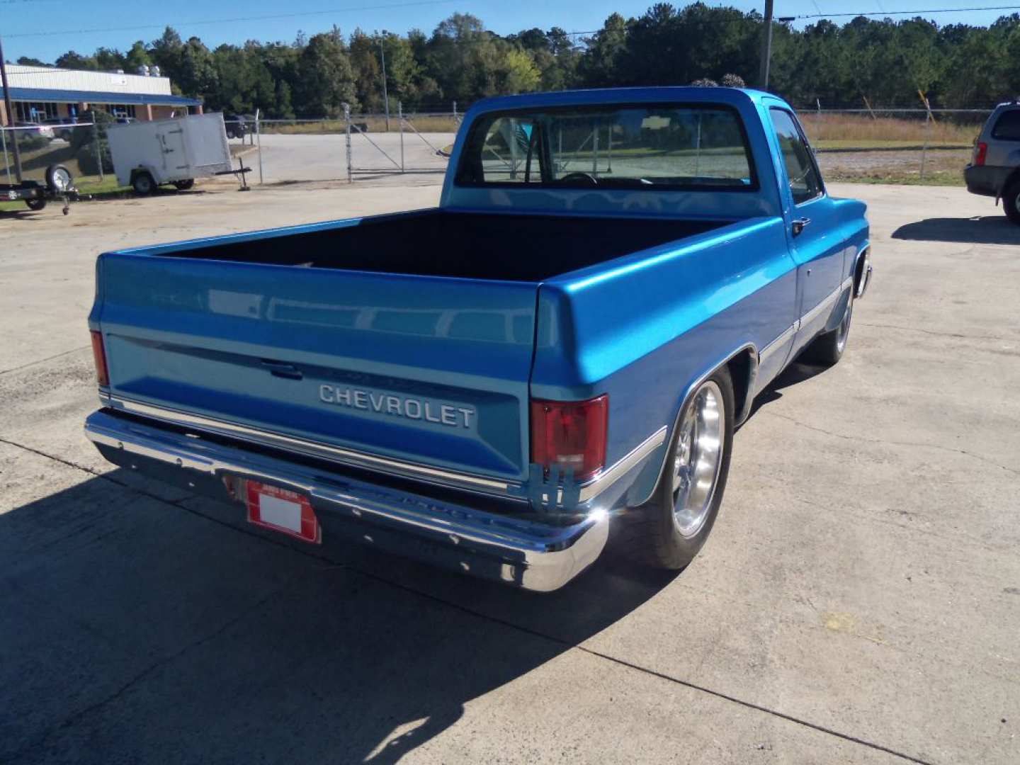 3rd Image of a 1987 CHEVROLET R10