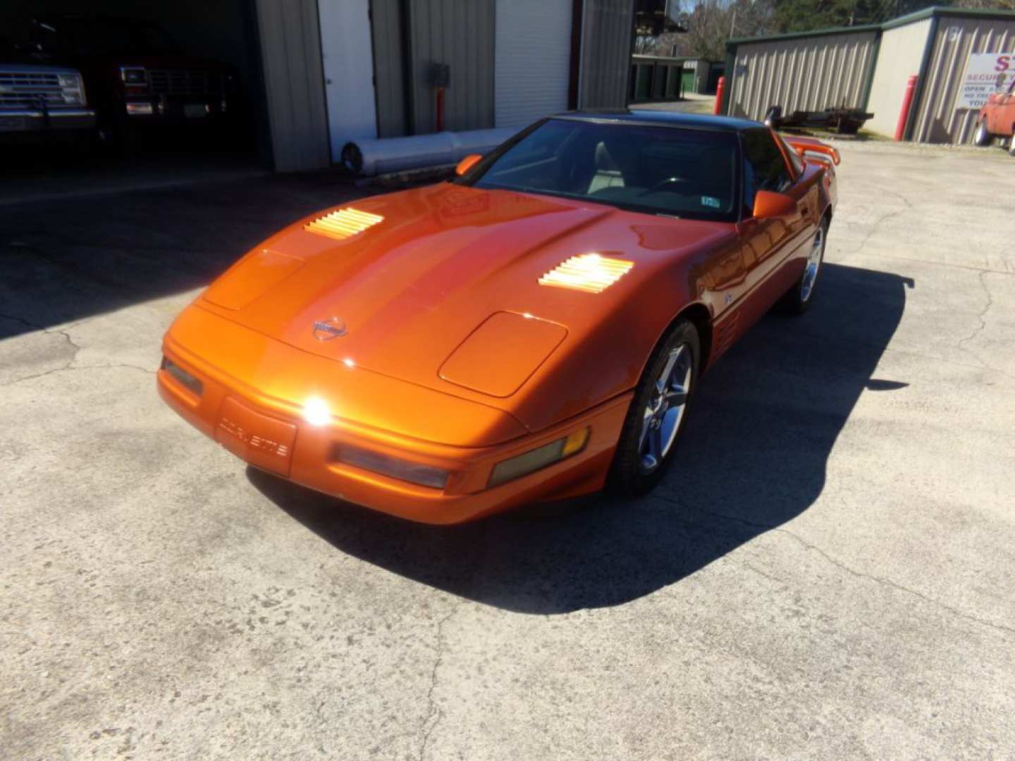 0th Image of a 1993 CHEVROLET CORVETTE C4