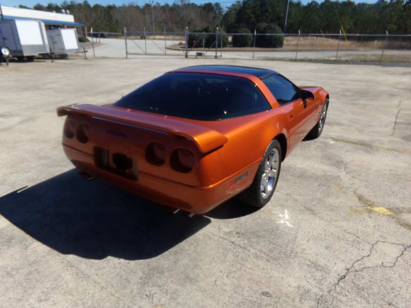 4th Image of a 1993 CHEVROLET CORVETTE C4