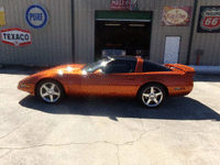 Image 7 of 31 of a 1993 CHEVROLET CORVETTE C4