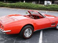 Image 3 of 9 of a 1969 CHEVROLET CORVETTE