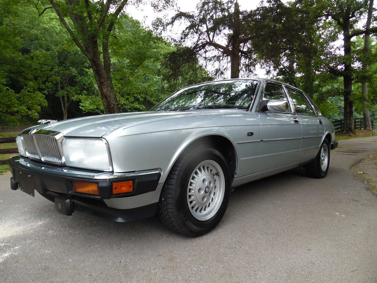 0th Image of a 1992 JAGUAR XJ6 XJ SOVEREIGN