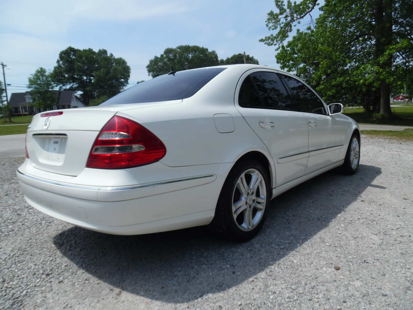 3rd Image of a 2006 MERCEDES-BENZ E-CLASS E350