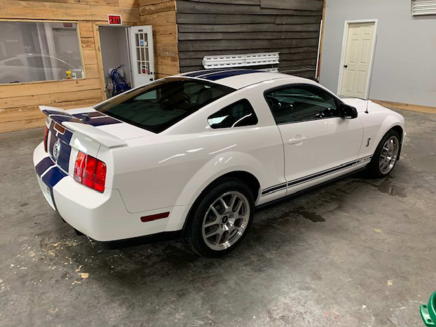 1st Image of a 2008 FORD MUSTANG SHELBY GT500