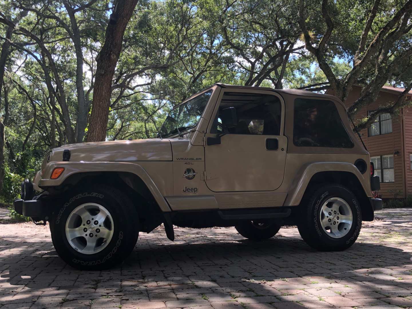 6th Image of a 1999 JEEP WRANGLER SAHARA