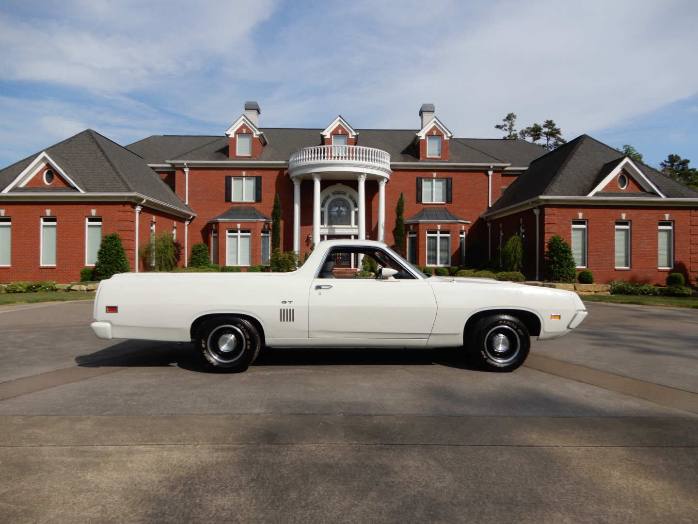 3rd Image of a 1970 FORD RANCHERO