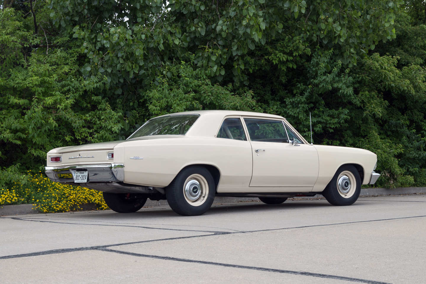 1st Image of a 1966 CHEVROLET CHEVELLE