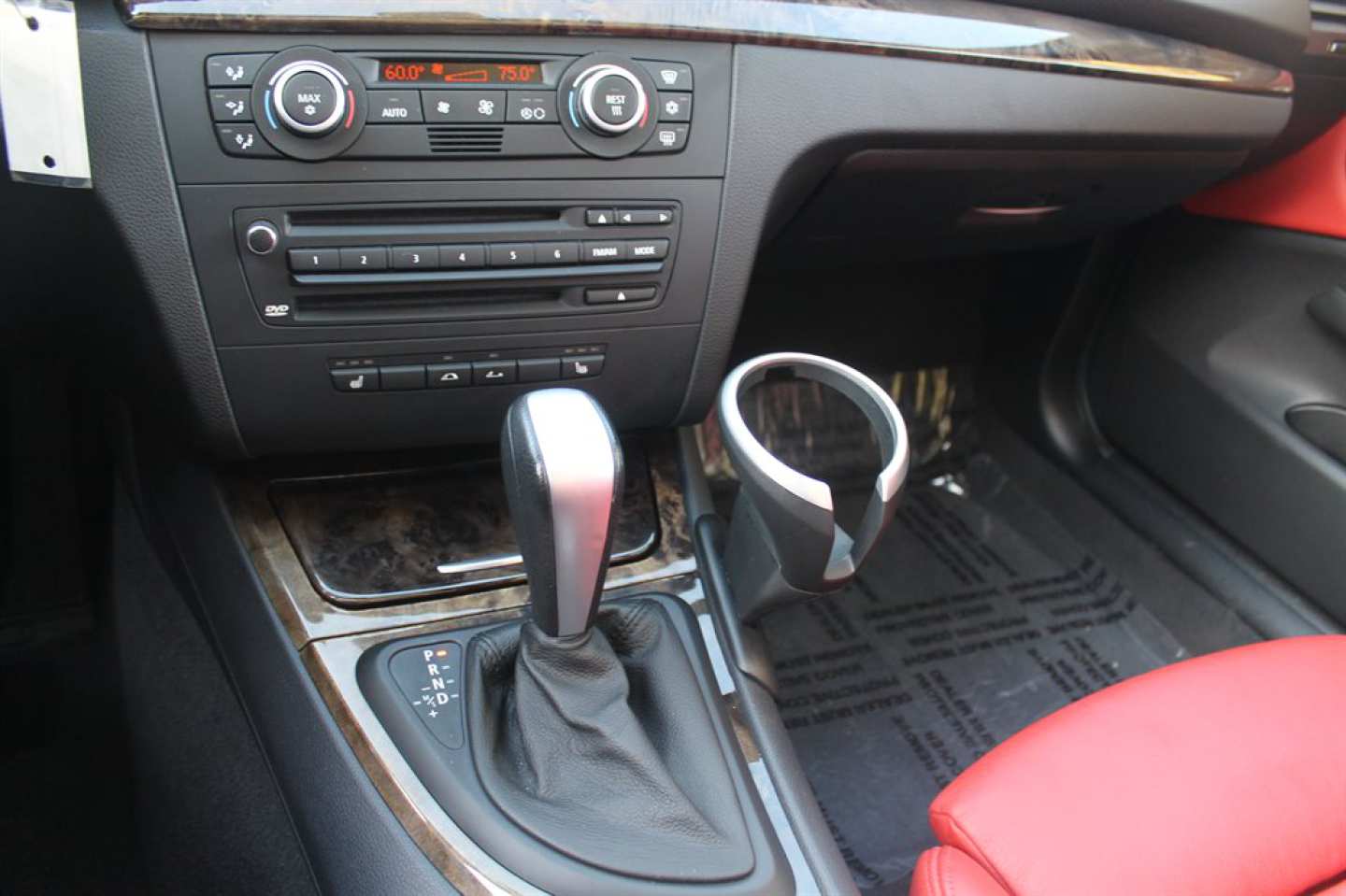13th Image of a 2008 BMW 1 SERIES 128I