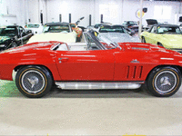 Image 7 of 16 of a 1965 CHEVROLET CORVETTE