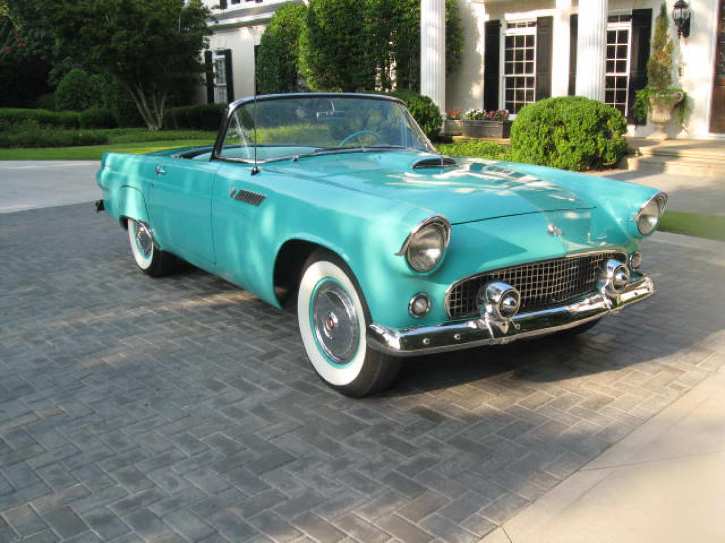 2nd Image of a 1955 FORD THUNDERBIRD