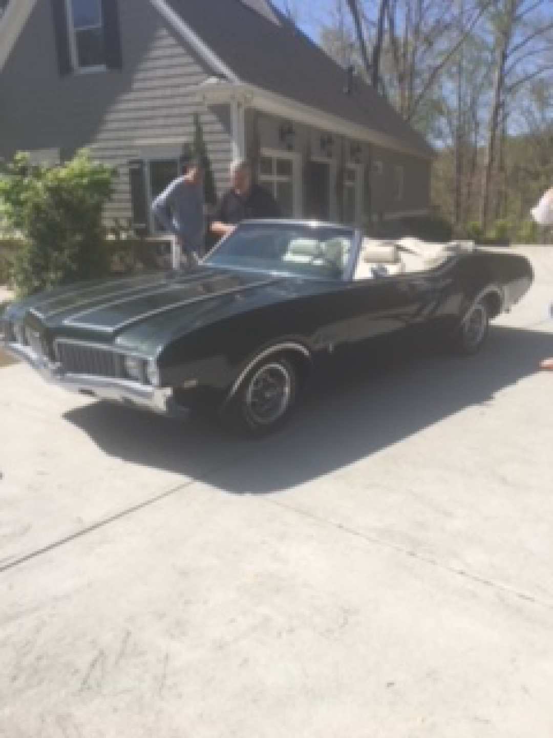 2nd Image of a 1969 OLDSMOBILE CUTLASS