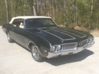 Image 2 of 9 of a 1969 OLDSMOBILE CUTLASS