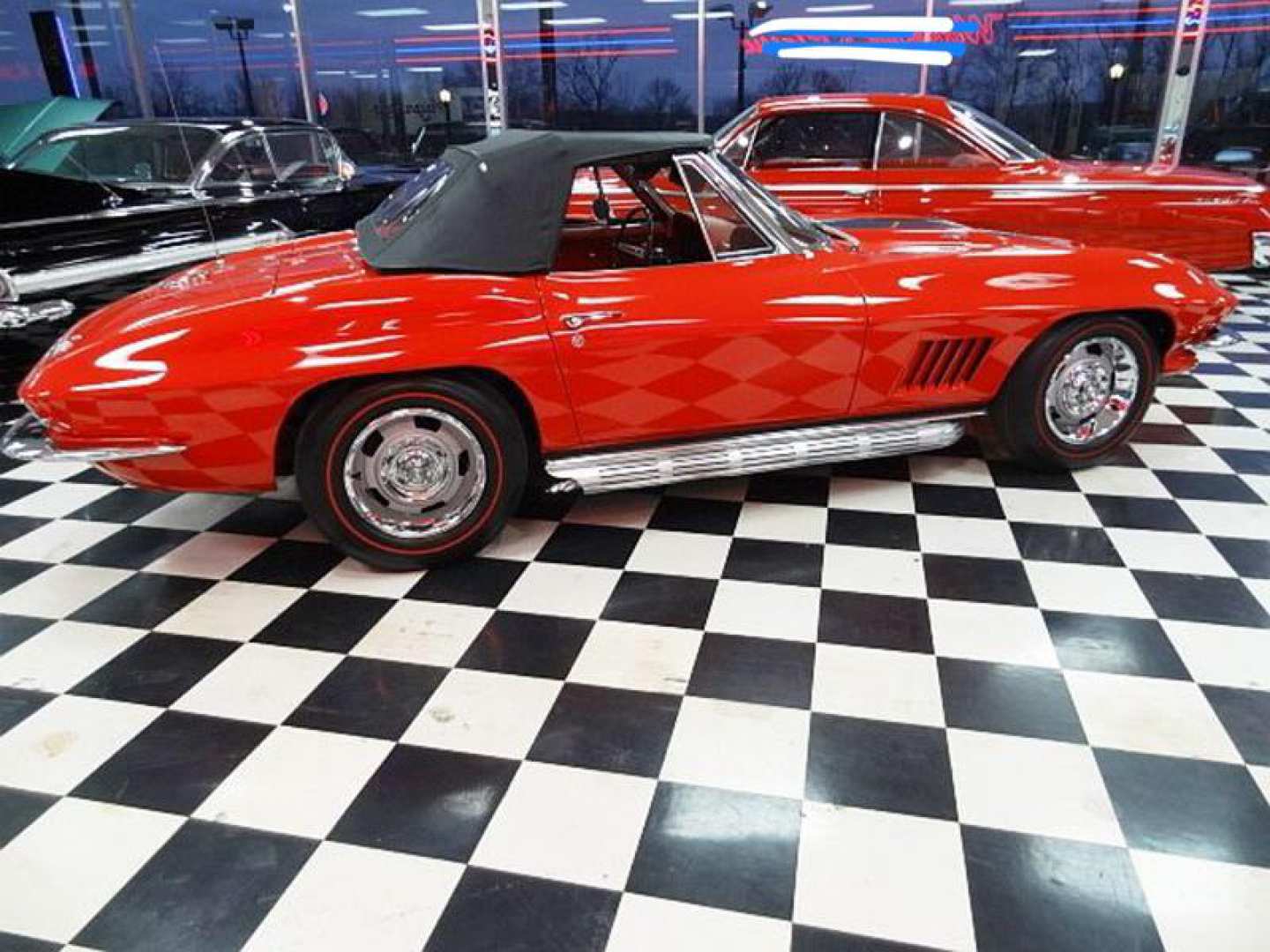 4th Image of a 1967 CHEVROLET CORVETTE