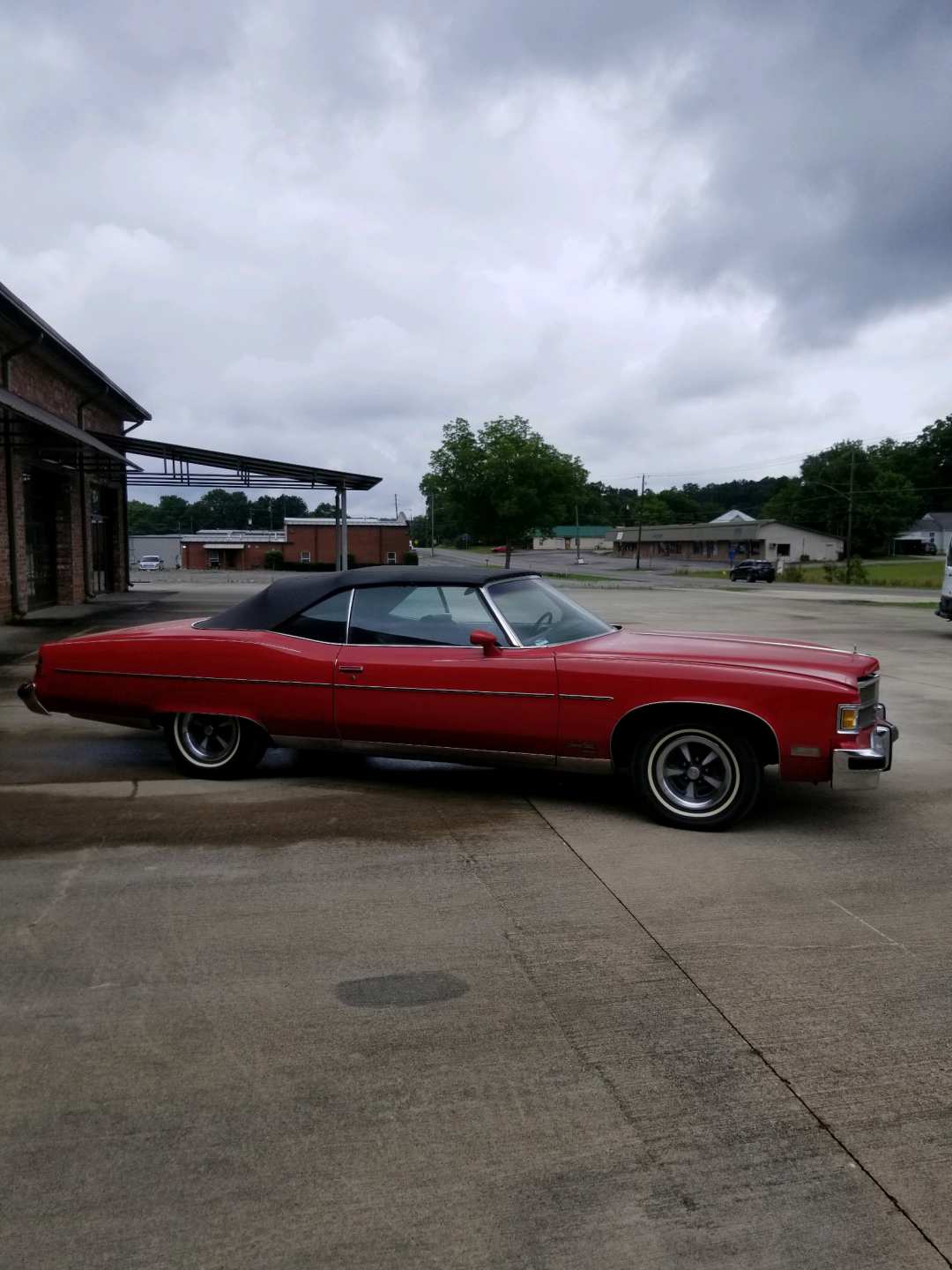 0th Image of a 1975 PONTIAC BONNEVILLE