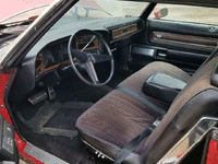 Image 2 of 3 of a 1975 PONTIAC BONNEVILLE