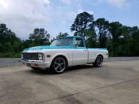 Image 2 of 5 of a 1971 CHEVROLET C10